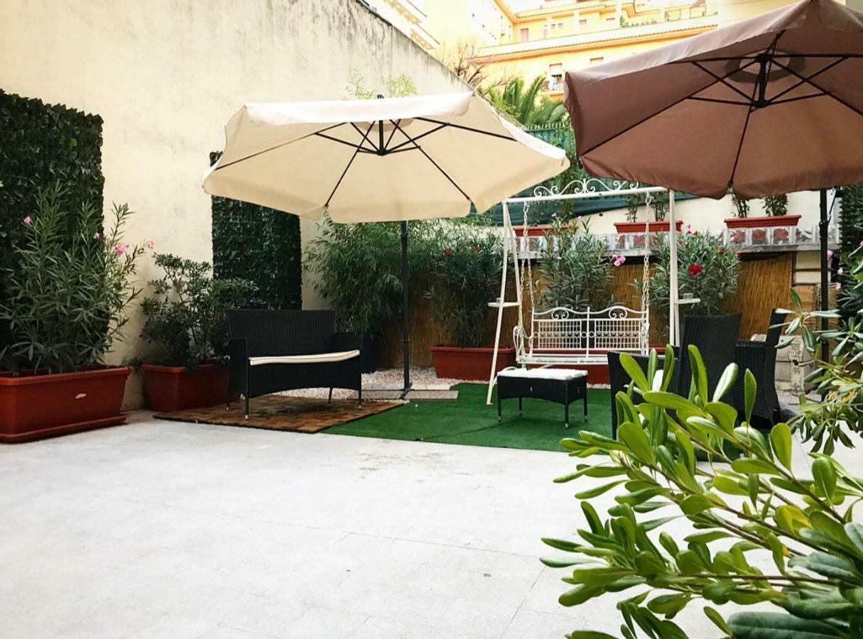 B&B Dea Flora Roma ภายนอก รูปภาพ